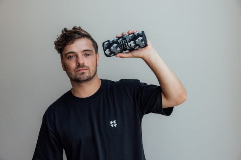 JBL Flip 6 MARTIN GARRIX thumbnail 2